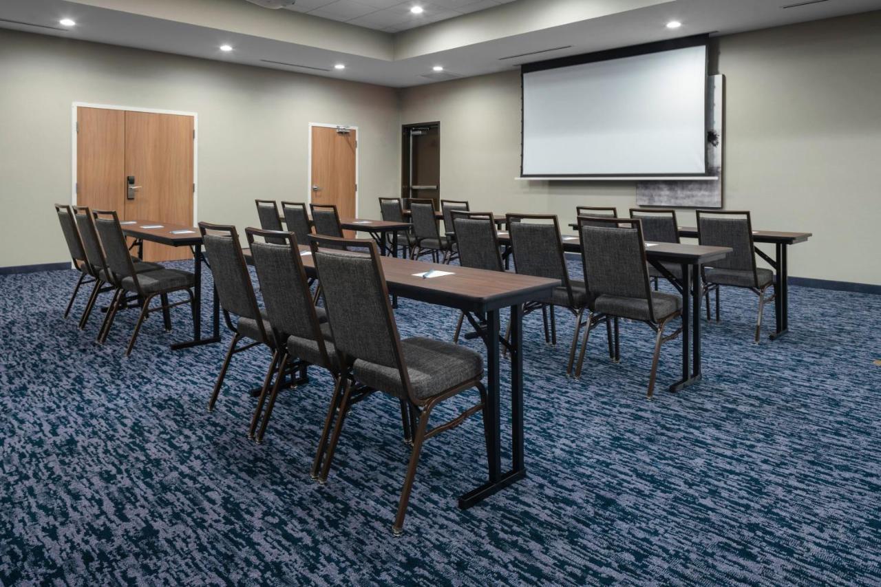 Fairfield Inn & Suites By Marriott Corinth South Denton Area ภายนอก รูปภาพ