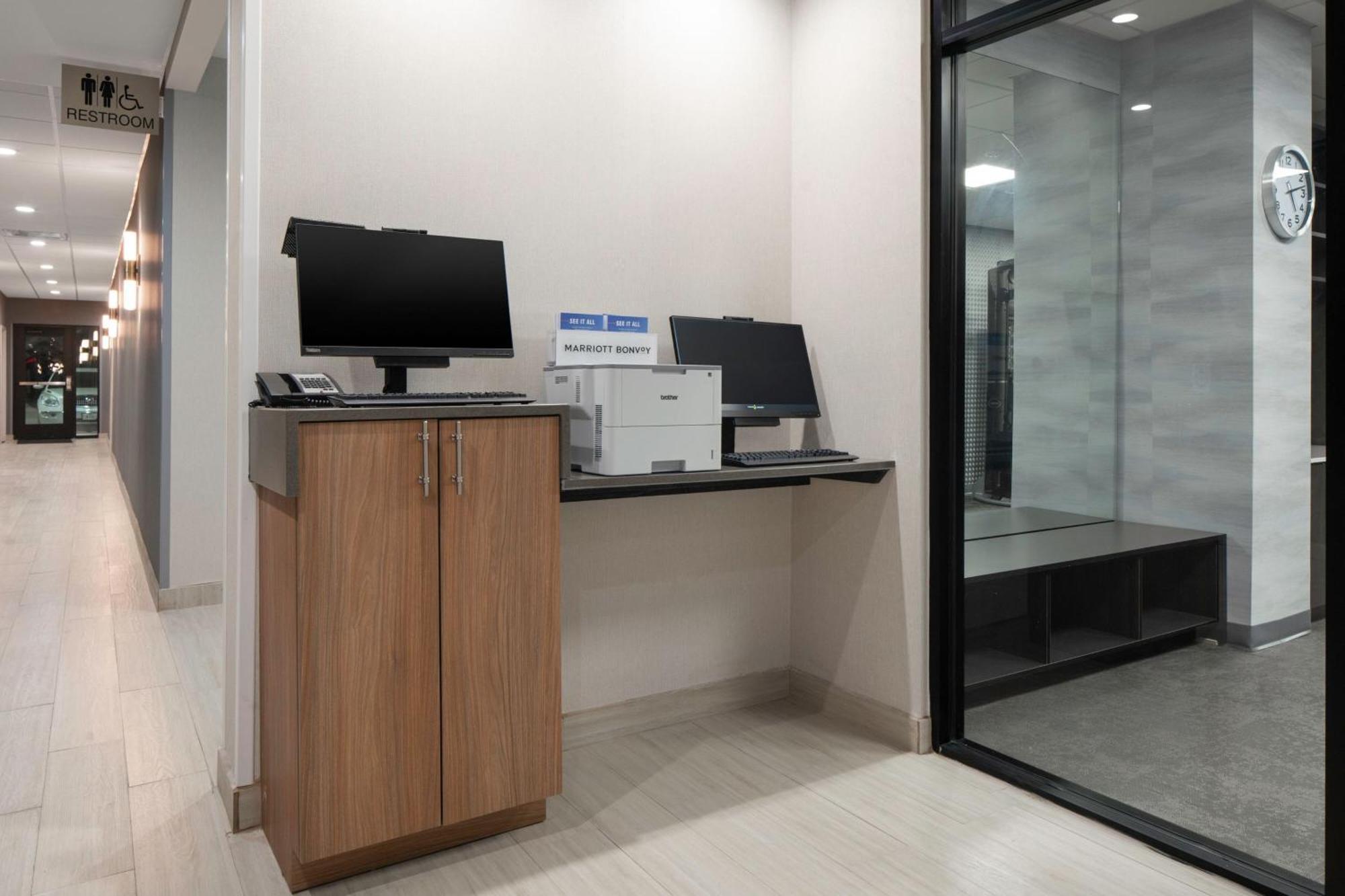 Fairfield Inn & Suites By Marriott Corinth South Denton Area ภายนอก รูปภาพ